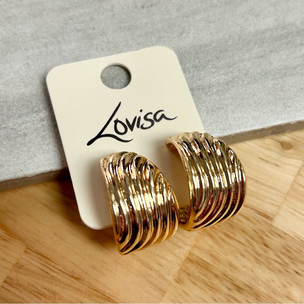 Earrings Lovisa Gold Plated Ribbed Wave Hoops 10$